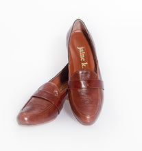 Load image into Gallery viewer, Leather Loafers