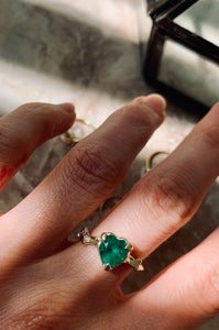 Emerald Heart with Twinkling Diamond Thorns Ring
